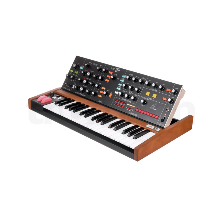 Behringer Poly D