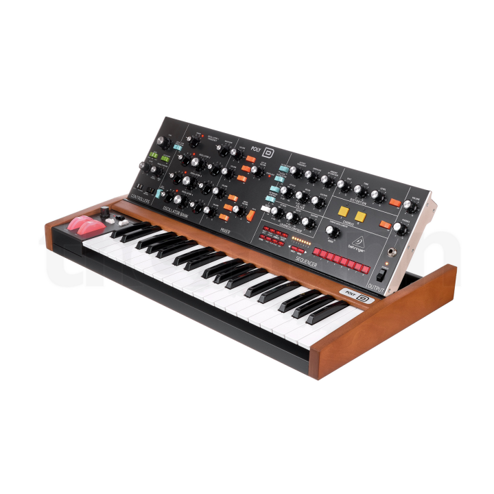 Behringer Poly D